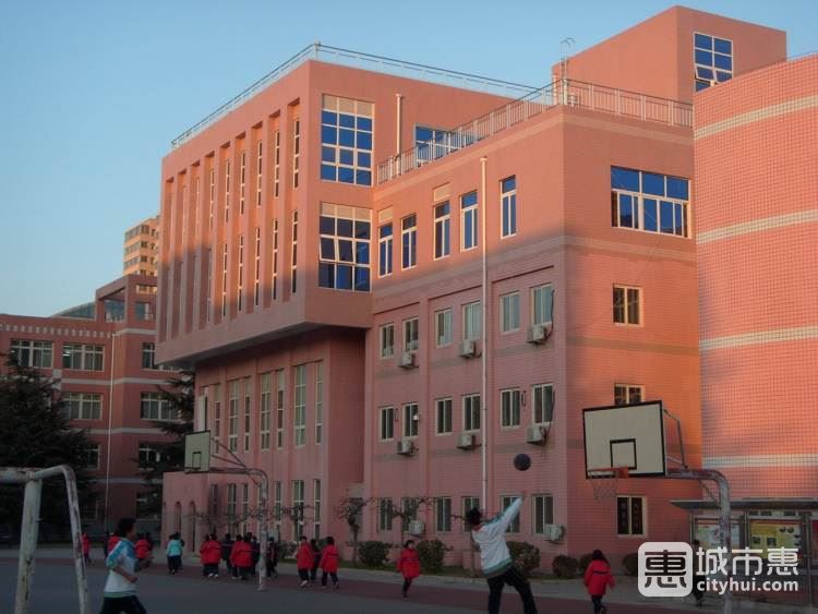 北京建華實(shí)驗(yàn)學(xué)校